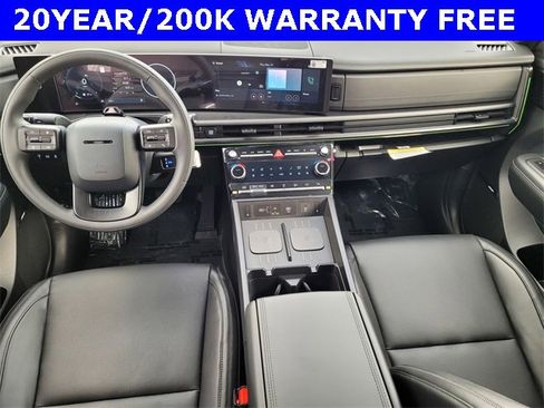 New 2025 Hyundai Santa Fe Calligraphy image 7