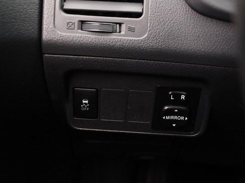 Used 2013 Toyota Corolla S image 17