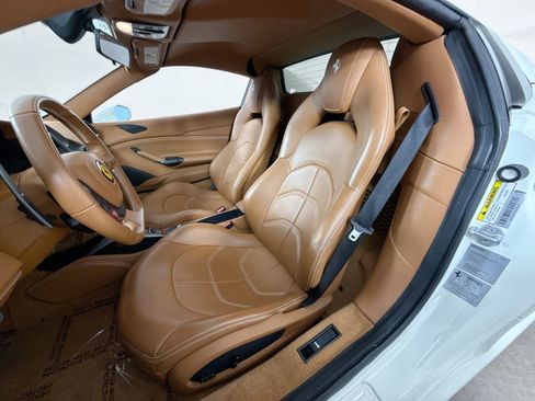 Certified 2019 Ferrari 488 Spider Base image 9