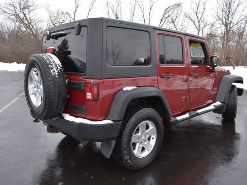 Used 2012 Jeep Wrangler Unlimited Sport image 5
