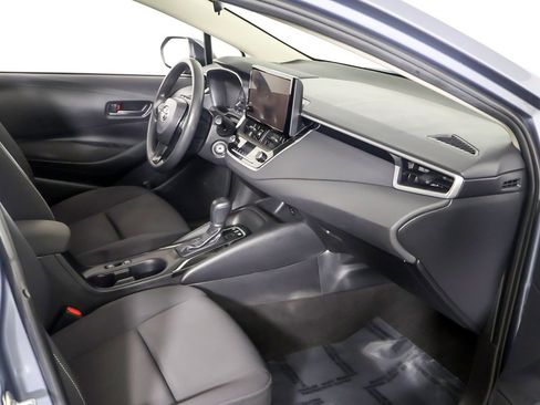 Used 2023 Toyota Corolla LE image 19