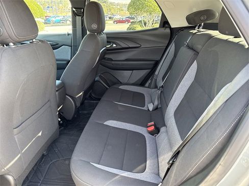 Used 2026 Chevrolet TrailBlazer LT w/ Convenience Package image 12