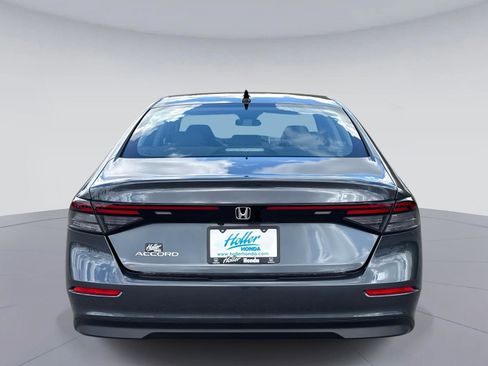 New 2026 Honda Accord SE image 5