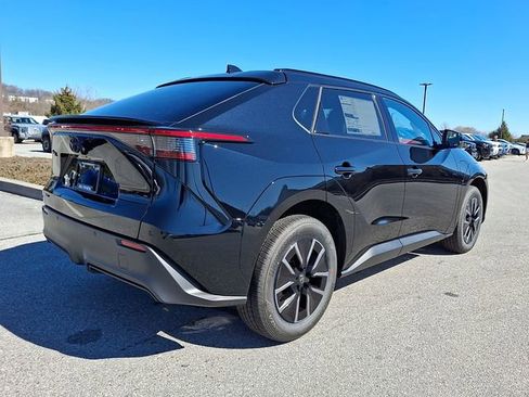 New 2026 Toyota bZ XLE Plus image 4