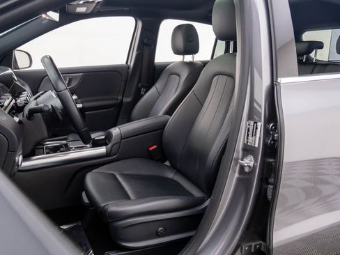 Used 2021 Mercedes-Benz GLA 250 4MATIC image 16