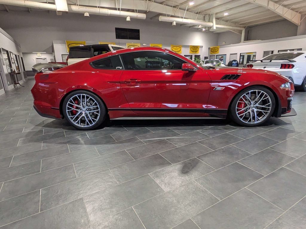 Used 2020 Ford Mustang GT Premium w/ GT Performance Package RWD image 3