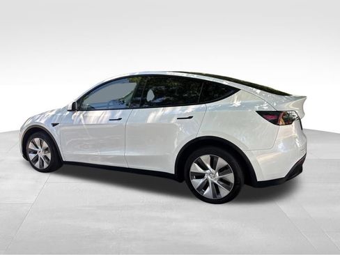 Used 2023 Tesla Model Y Long Range AWD/4WD image 14