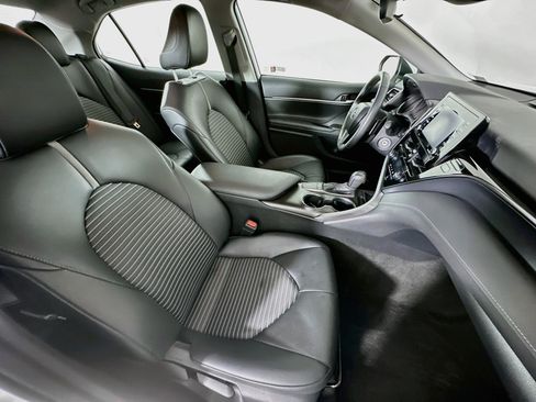 Used 2024 Toyota Camry SE FWD image 29