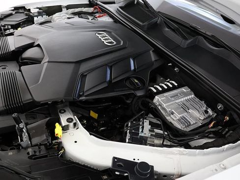 Used 2025 Audi Q7 3.0T Premium Plus w/ Premium Plus Package AWD/4WD image 41
