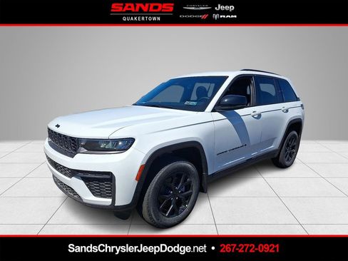 New 2026 Jeep Grand Cherokee 4WD image 1