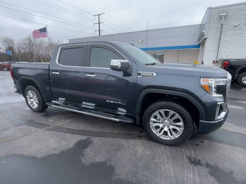 Used 2022 GMC Sierra 1500 Denali image 3