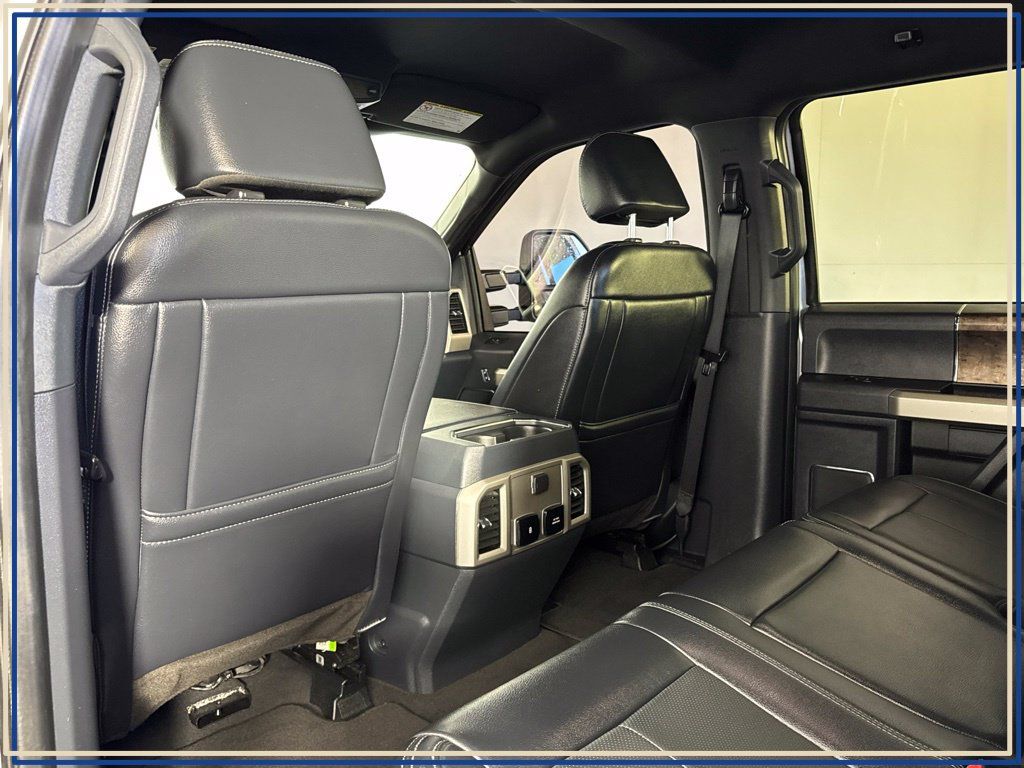 Used 2022 Ford F250 Lariat w/ Black Appearance Package AWD/4WD image 39