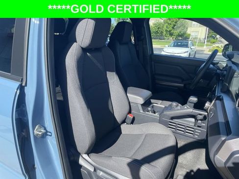 Certified 2025 Toyota 4Runner SR5 AWD/4WD image 40