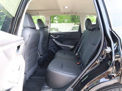 Used 2024 Subaru Forester Limited w/ Pop Package 2 AWD/4WD image 25