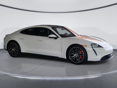 Used 2022 Porsche Taycan 4S AWD/4WD image 2