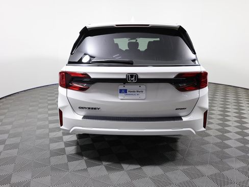New 2026 Honda Odyssey Sport-L image 5