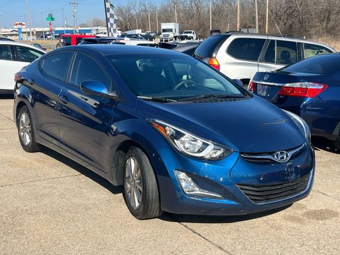 Used 2016 Hyundai Elantra SE w/ Option Group 02 image 9