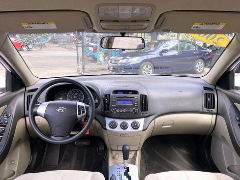 Used 2009 Hyundai Elantra GLS w/ Popular Equipment Pkg 2 FWD image 17
