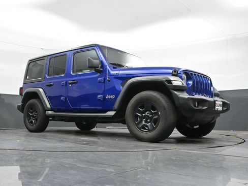 Used 2018 Jeep Wrangler Unlimited Sport AWD/4WD image 42