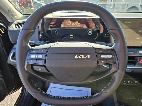Used 2025 Kia K4 EX image 25