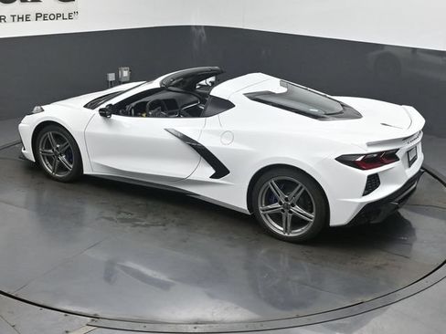 New 2027 Chevrolet Corvette Stingray Coupe w/ 2LT RWD image 24