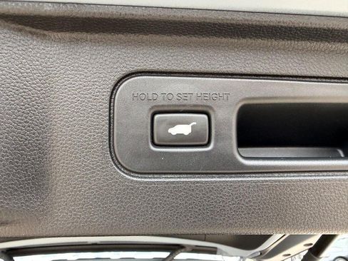 Certified 2024 Honda Pilot Elite image 5
