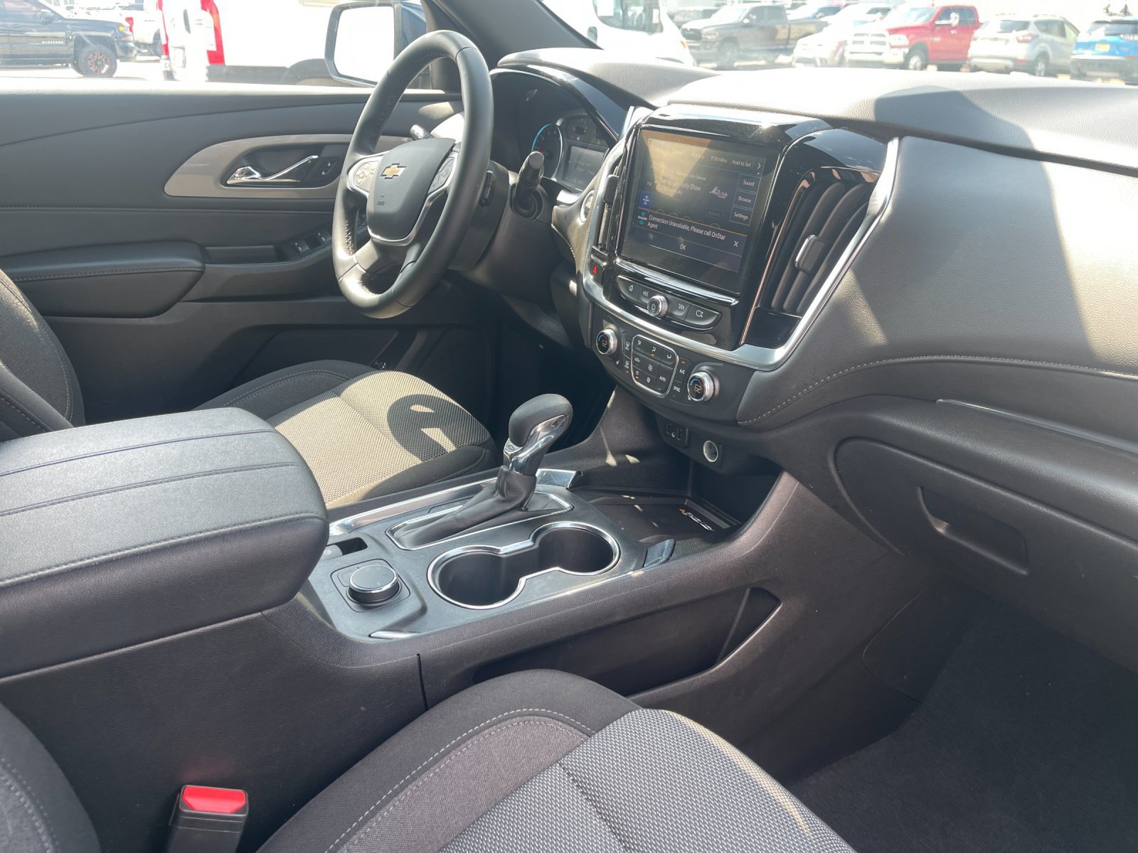Used 2023 Chevrolet Traverse LT FWD image 18