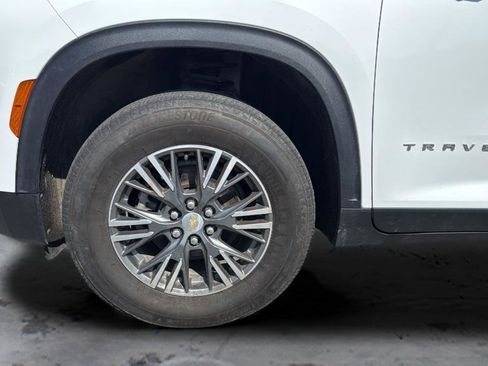 Used 2024 Chevrolet Traverse LT w/ LPO, Floor Liner Package FWD image 30