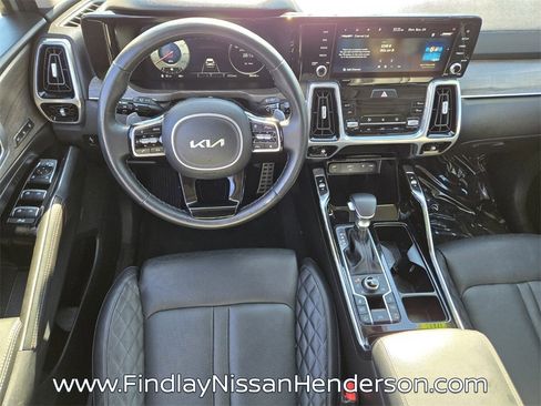 Used 2022 Kia Sorento SX Prestige image 14