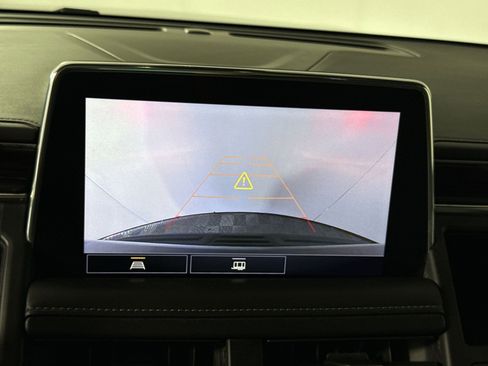 Used 2021 Chevrolet Tahoe Z71 image 19