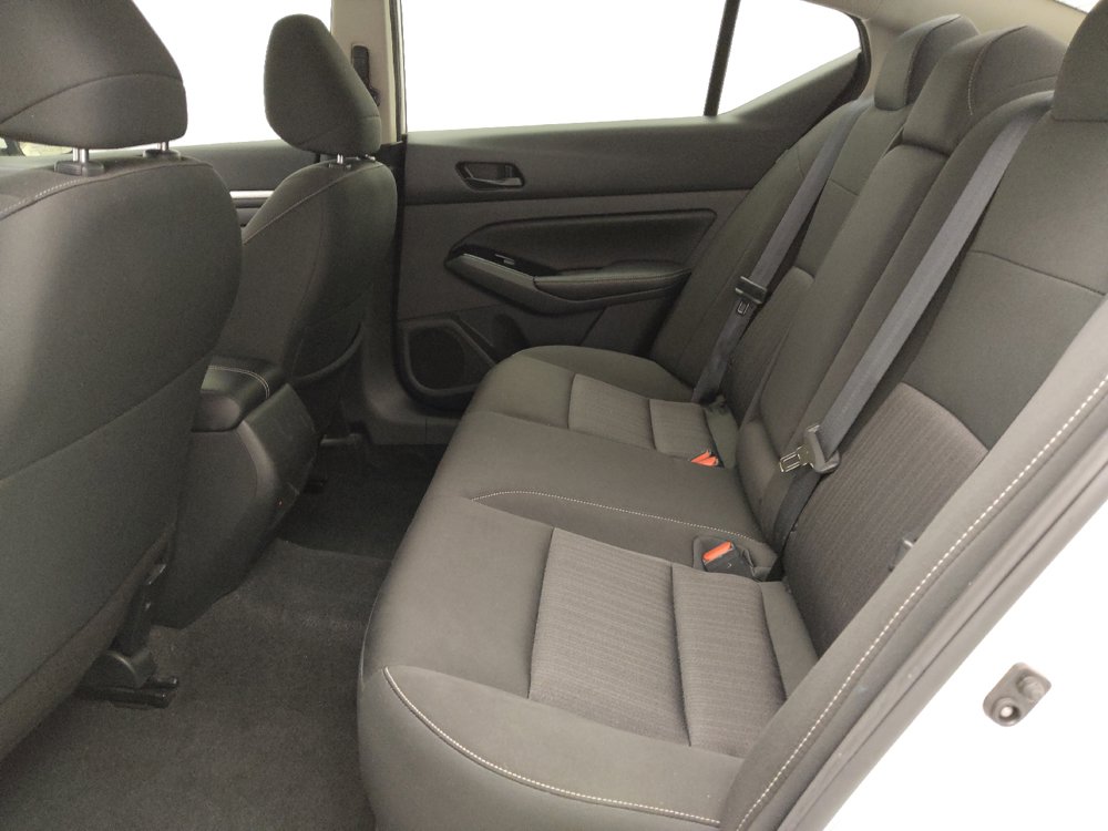 Used 2023 Nissan Altima 2.5 SV w/ SV Premium Package FWD image 18