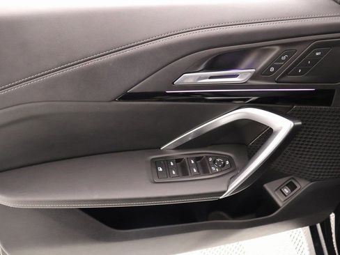 Used 2025 BMW X1 xDrive28i image 16