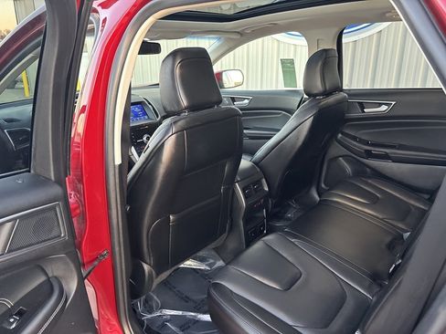 Used 2020 Ford Edge Titanium w/ Equipment Group 301A image 29