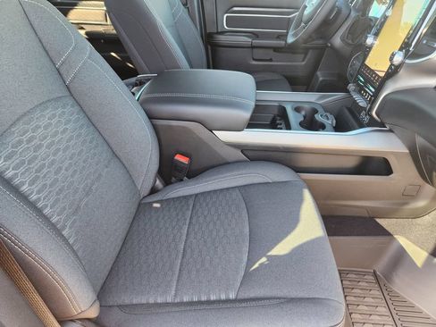 New 2026 RAM 2500 Big Horn AWD/4WD image 10