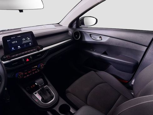 Used 2019 Kia Forte LXS image 24