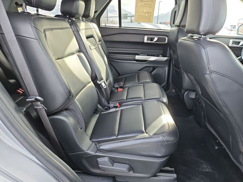 Used 2023 Ford Explorer XLT w/ Equipment Group 202A image 32