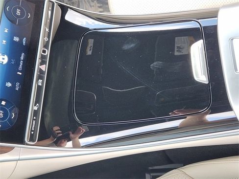 Used 2024 Mercedes-Benz CLE 300 4MATIC Coupe image 21