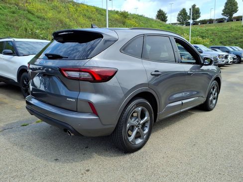 Certified 2023 Ford Escape ST-Line Select w/ Tech Pack #2 AWD/4WD image 5