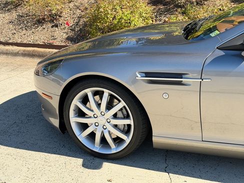Used 2006 Aston Martin DB9 Volante image 9