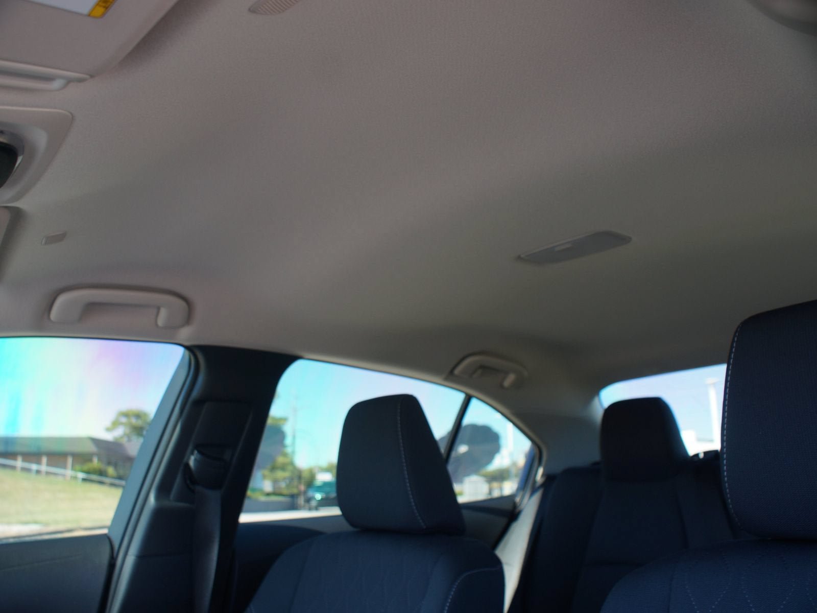 Used 2025 Toyota Corolla LE FWD image 6