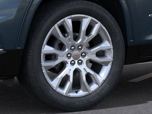 New 2026 GMC Acadia Denali image 9