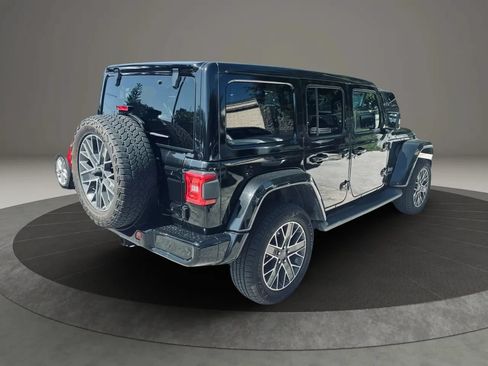 Used 2024 Jeep Wrangler High Altitude AWD/4WD image 5