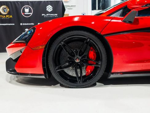 Used 2017 McLaren 570S Coupe RWD image 6