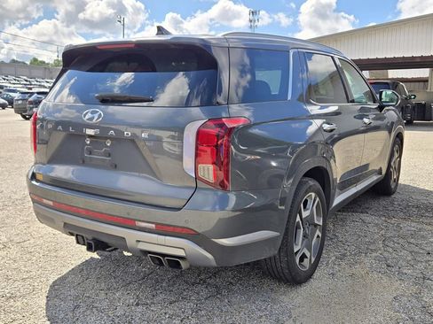 Used 2025 Hyundai Palisade SEL FWD image 2