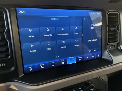 Used 2023 Ford Bronco Wildtrak image 28