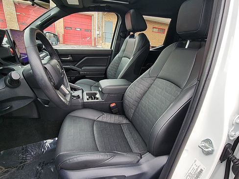 Used 2024 Toyota Tacoma TRD Sport image 20