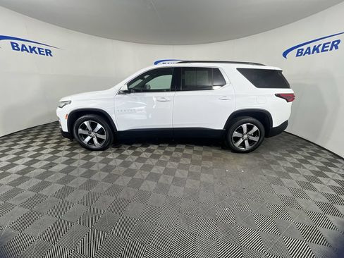 Certified 2023 Chevrolet Traverse LT w/ LT Premium Package AWD/4WD image 6