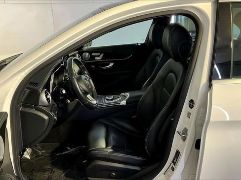 Used 2017 Mercedes-Benz C 300 4MATIC Sedan image 9