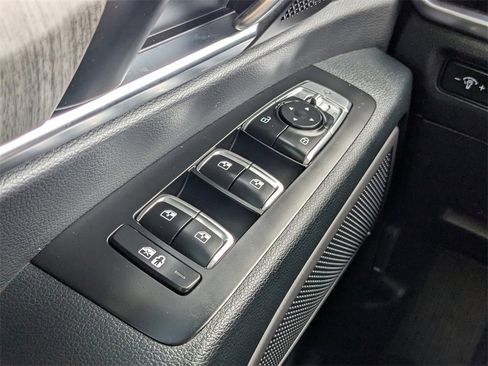 Used 2024 Kia Telluride EX w/ EX Captain's Chair Package image 20