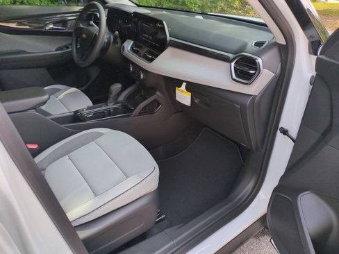 New 2026 Chevrolet TrailBlazer LS w/ LS Convenience Package FWD image 34